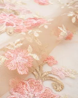 Вышивка на сетке арт. СВС-37-2-21787.015