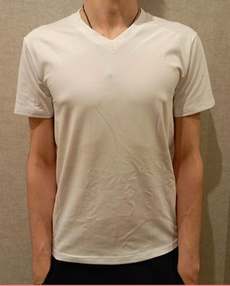 Выкройка: мужская футболка с V образным вырезом арт. ВКК-4553-1-ВП1352