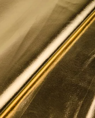 Купить Ткани для зимних, демисезонных головных уборов шириной 140 см Кожа-металлик "Виолетта" арт. ИКЖ-27-3-20152.003 оптом в Казахстане