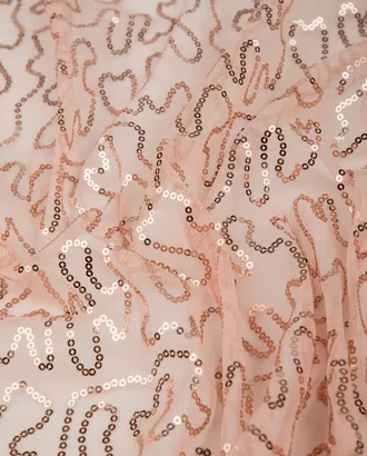 Купить Ткани для нарядных платьев цвет персиковый Пайетка на сетке "Змейка" арт. ПАЙ-13-8-20543.008 оптом в Казахстане