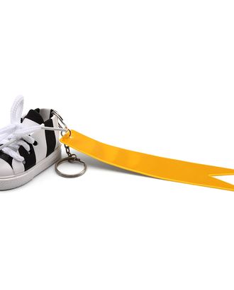 Брелок самосборный Кеды со светоотражающей подвеской 'флажок', черно-белый арт. АРС-41155-1-АРС0001261698