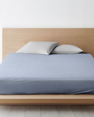 Простыня на резинке Витраж (голуб.) комп. Бязь 120гр. 90х200х20 полоса новая арт. НЧНЖ-427-2-НЧНЖ004660056086395 Простыня на резинке Витраж (голуб.) комп. Бязь 120гр. 90х200х20 полоса новая арт. НЧНЖ-427-2-НЧНЖ004660056086395