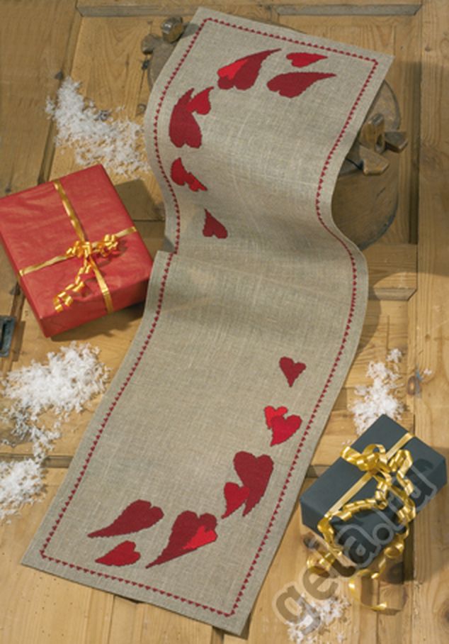 Набор для вышивания дорожки "Рождественское сердце" арт. ГЕЛ-12710-1-ГЕЛ0039122 1