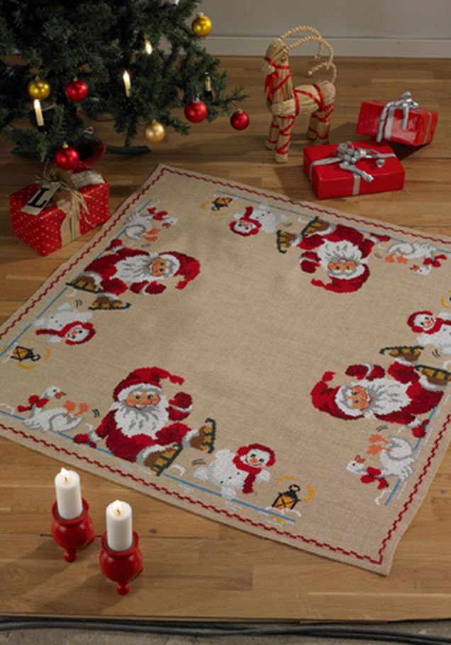 Набор для вышивания коврика под ёлку "Санта на коньках" арт. ГЕЛ-21140-1-ГЕЛ0070468 1