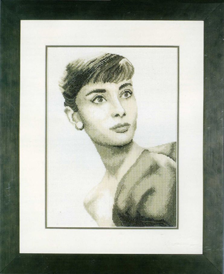 Набор для вышивания "Audrey Hepburn" арт. ГЕЛ-16643-1-ГЕЛ0078692 1