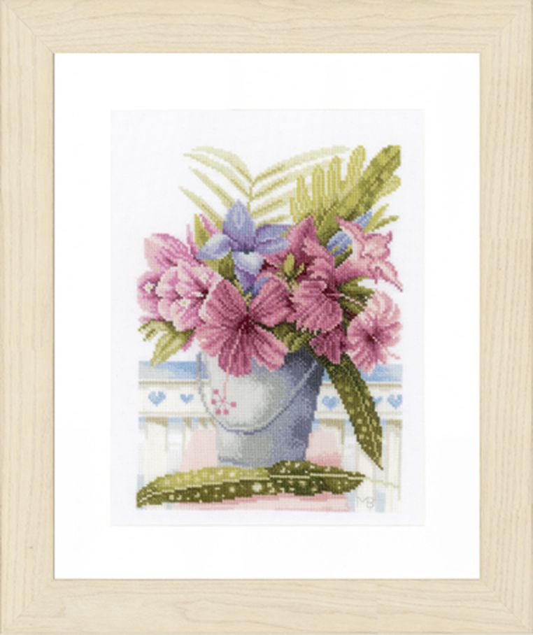 Набор для вышивания "Flowers in Bucket" арт. ГЕЛ-1316-1-ГЕЛ0082915 1