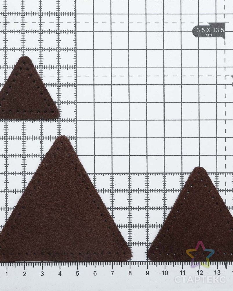 59406 Набор заплаток пришивных из замши, треугольник равностор. 4, 6 и 8см, с перфорацией, 3шт/упак (21 темно-коричнев арт. АРС-58864-1-АРС0001292656 4