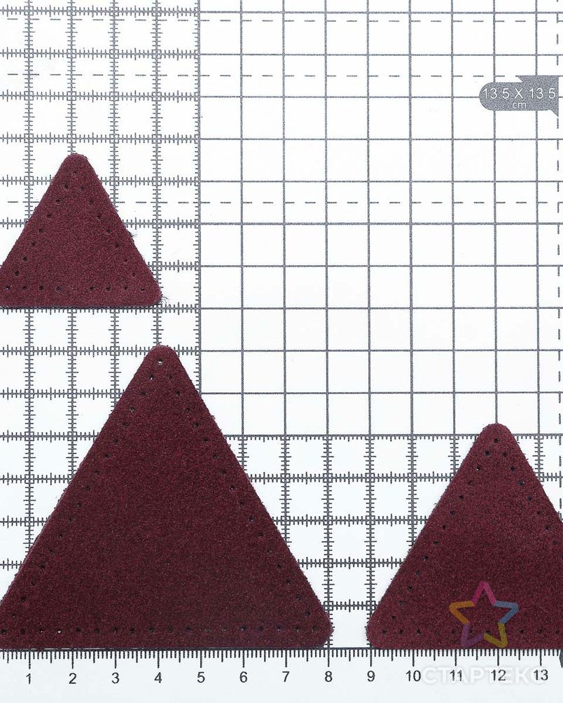 59406 Набор заплаток пришивных из замши, треугольник равностор. 4, 6 и 8см, с перфорацией, 3шт/упак (31 бордовый) арт. АРС-58867-1-АРС0001292659 4