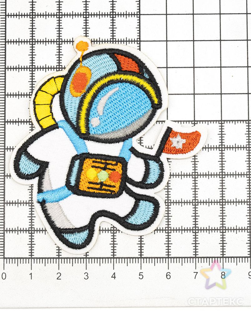 Термоаппликация 'Космонавт с красным флагом', 7,5*8см, Hobby&Pro арт. АРС-39230-1-АРС0001255959 3