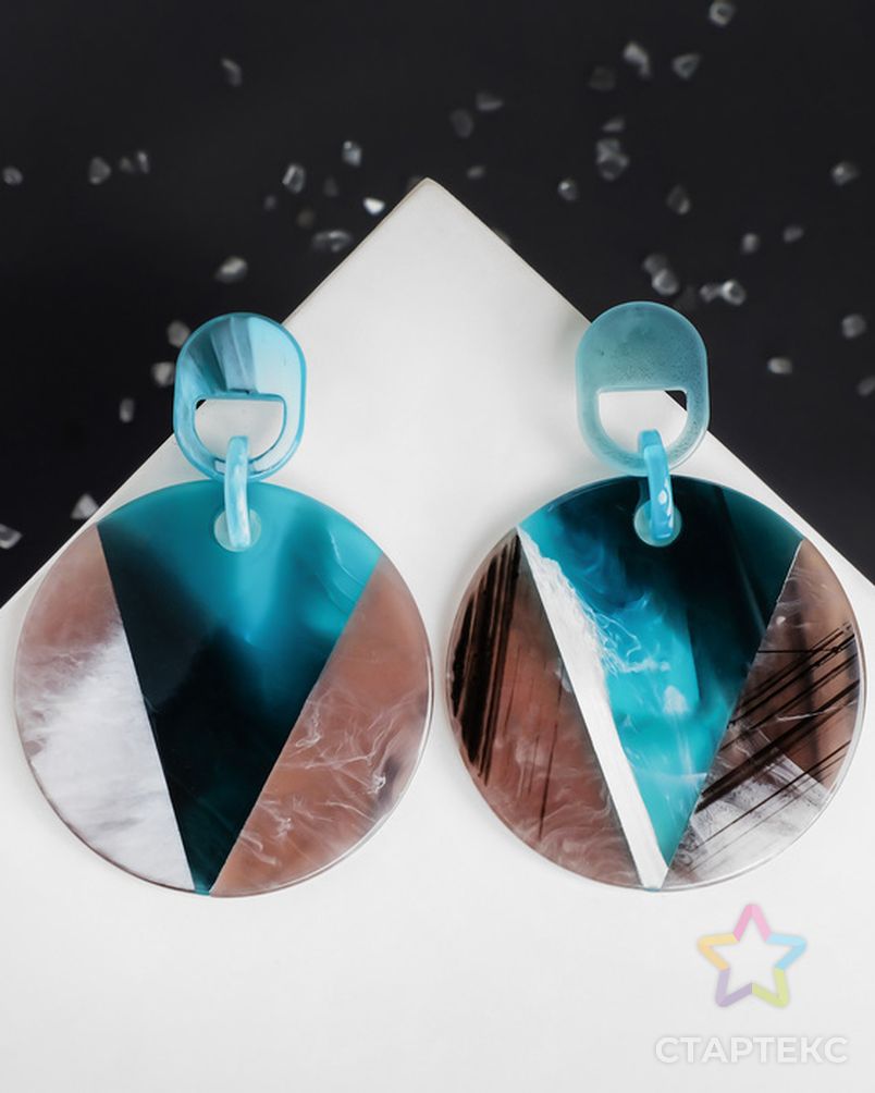 Сережки из пластики