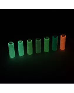 Нитки для вышивания Люминесцентные нитки (светящиеся в темноте) GDT-150/2 100% полиэстер 10x183м 200я арт. ГММ-5634-4-ГММ0051029