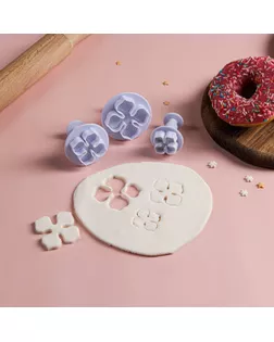 Плунжеры кондитерские Доляна «Клевер», набор 3 шт, d=4,8/3,7/2,7 см, пластик, белые арт. СМЛ-233950-1-СМЛ0000101903