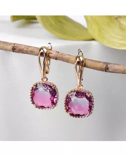 Серьги со стразами "Иллюзион" плавный квадрат, цвет малиново-фиолетовый в золоте арт. СМЛ-34291-1-СМЛ4326290