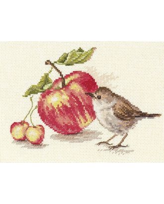 Набор для вышивания АЛИСА Птичка и яблоко 17х11 см арт. МГ-52793-1-МГ0636065