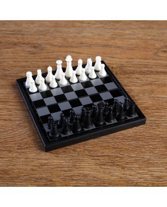 Игра настольная магнитная "Шахматы", пластик, чёрно-белые, 13х13 см арт. СМЛ-50343-1-СМЛ0002590525