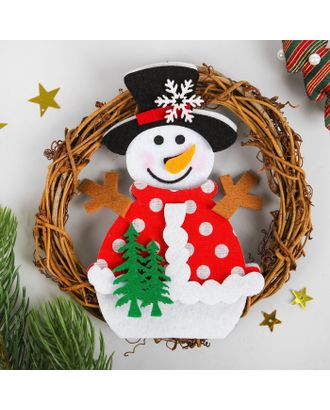 Купить Изготовление кукол Набор для творчества - создай новогоднее украшение «Венок - снеговик с ёлочками» арт. СМЛ-9554-1-СМЛ3359027 оптом в Усть-Каменогорске