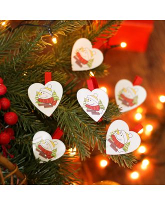 Купить Набор новогоднего декора на прищепке, 6 шт. "Сердечки со снеговиками" арт. СМЛ-14658-1-СМЛ3826121 оптом в Череповце