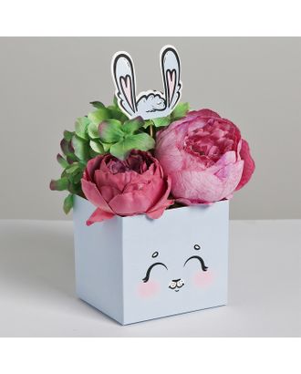 Коробка для цветов с топперами «Зайчик», 10 х 10 х 12 см арт. СМЛ-79620-1-СМЛ0004627890