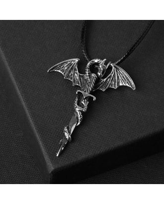 Кулон унисекс "Легенды" дракон с мечом, цвет чернёное серебро, 60 см арт. СМЛ-113758-1-СМЛ0005046844