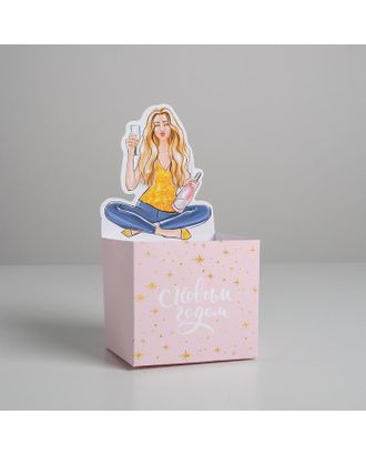 Коробка для мини-букетов «С новым годом», девушка, 12 х 24 х 10 см арт. СМЛ-107984-1-СМЛ0005287578