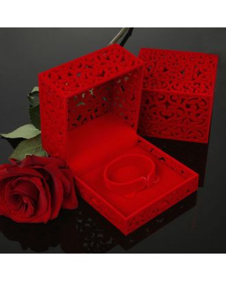 Купить Футляры из флока Футляр под кольцо "Резной куб", 6*6, цвет красный арт. СМЛ-22067-2-СМЛ0576238 оптом в Беларуси