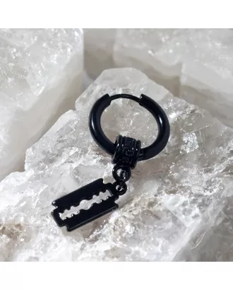 Купить Пирсинг в ухо "Кольцо" лезвие, d=1,3см, цвет чёрный арт. СМЛ-214241-1-СМЛ0007114642 оптом в Казахстане
