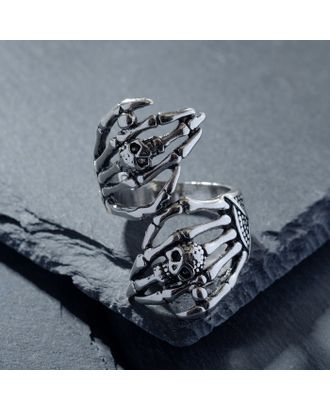 Кольцо "Перстень" череп на костях, цвет чернёное серебро, безразмерное арт. СМЛ-218731-1-СМЛ0007664811