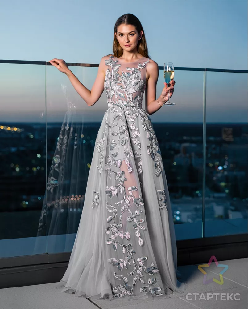 Вышивка на сетке с люрексом и стразами арт. СВС-109-3-26300.003 - рис. 2