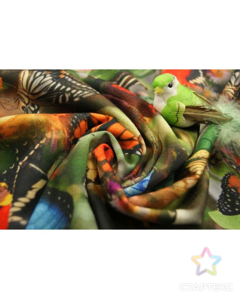 Ткань трикотажная, цвет: на зеленом акварельном фоне великолепные экзотические бабочки арт. ГТ-125-1-ГТ0020741