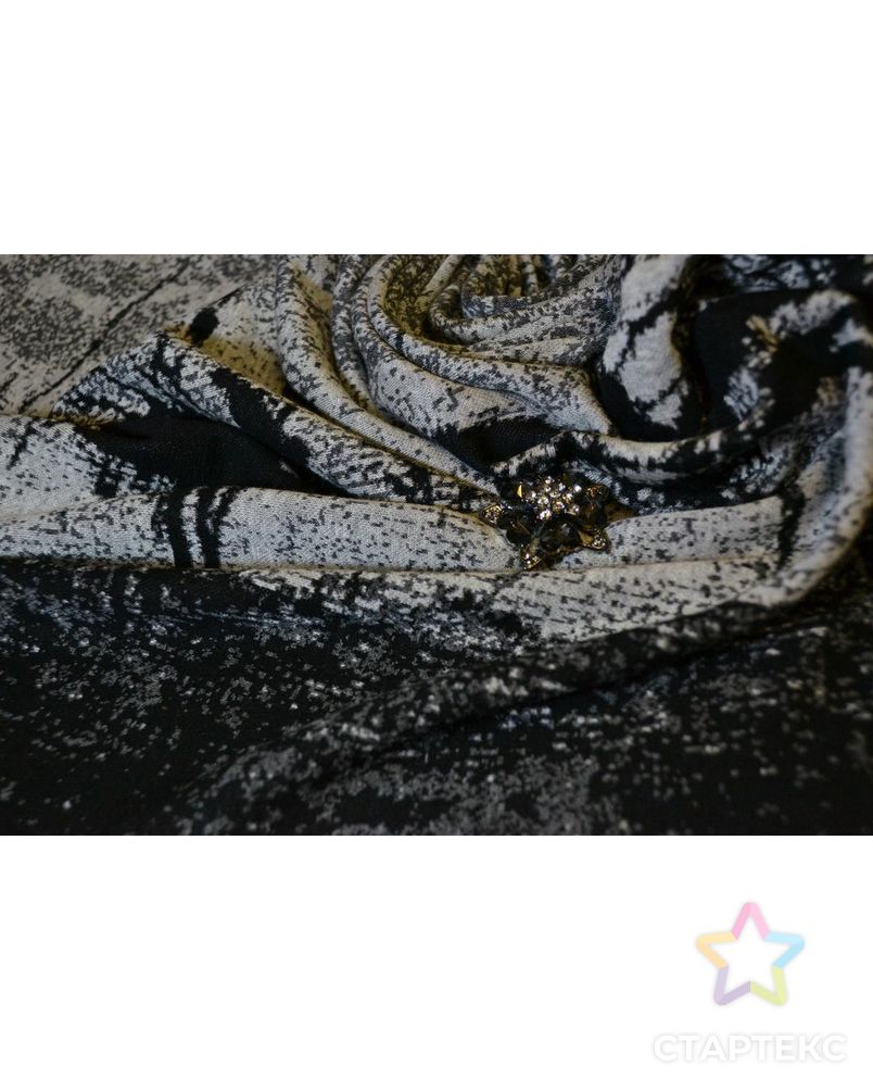 Ткань трикотажная вискозная, цвет: на сером фоне черно-серые пейзажи с деревьями с двух сторон арт. ГТ-415-1-ГТ0021910