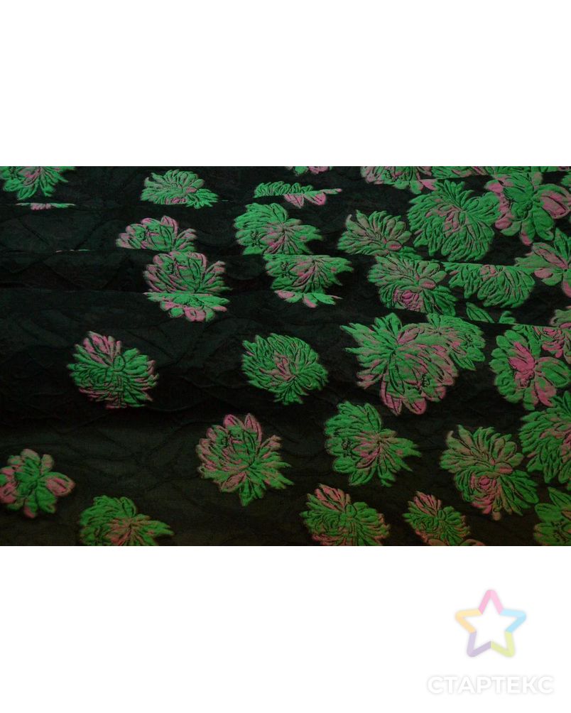 Жаккард, на черном фоне перламутрово-зеленые цветы арт. ГТ-453-1-ГТ0022930