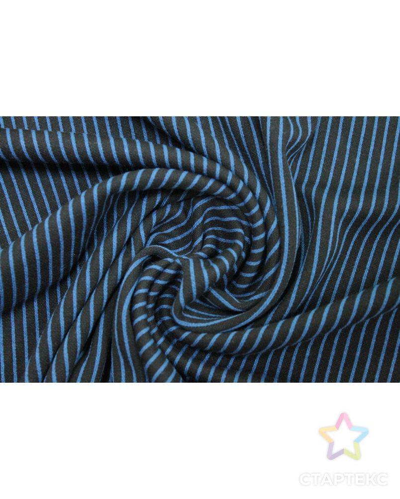 На черном фоне трикотажной ткани голубая полоска арт. ГТ-914-1-ГТ0026808 1