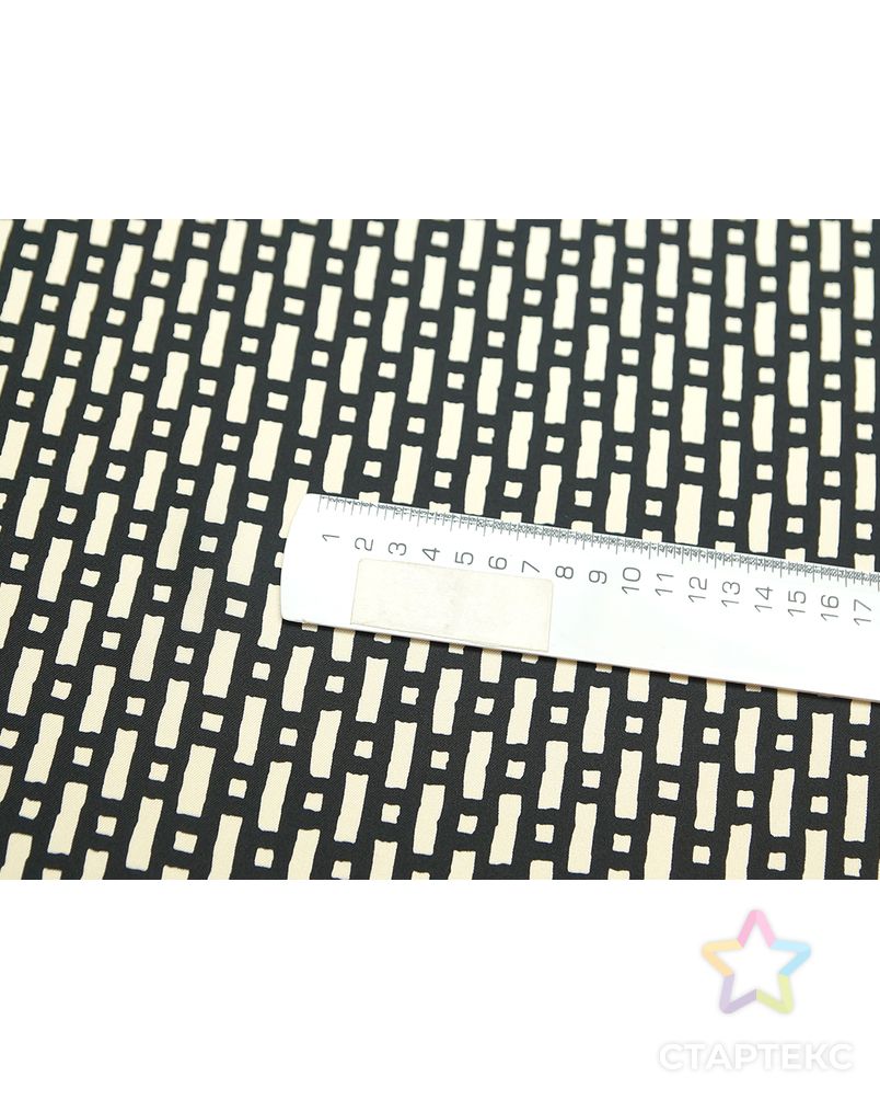 Блузочный шелк с рисунком "кирпичная кладка" на черном фоне арт. ГТ-5688-1-ГТ-39-7432-2-21-1