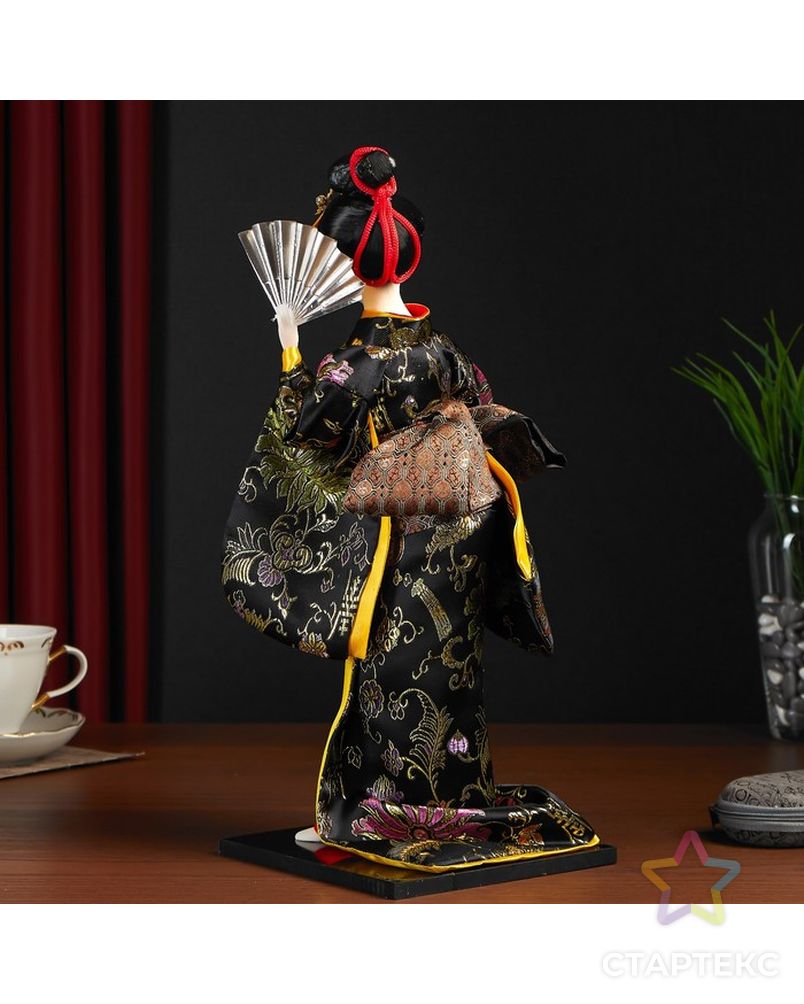 Кукла коллекционная "Гейша в черно-золотом кимоно с веерами" арт. СМЛ-104127-1-СМЛ0001062524 4