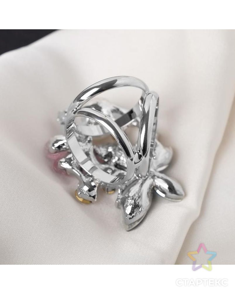 Кольцо для платка "Бабочка с цветочком" зимняя искра, цветная в серебре арт. СМЛ-203621-1-СМЛ0001705337