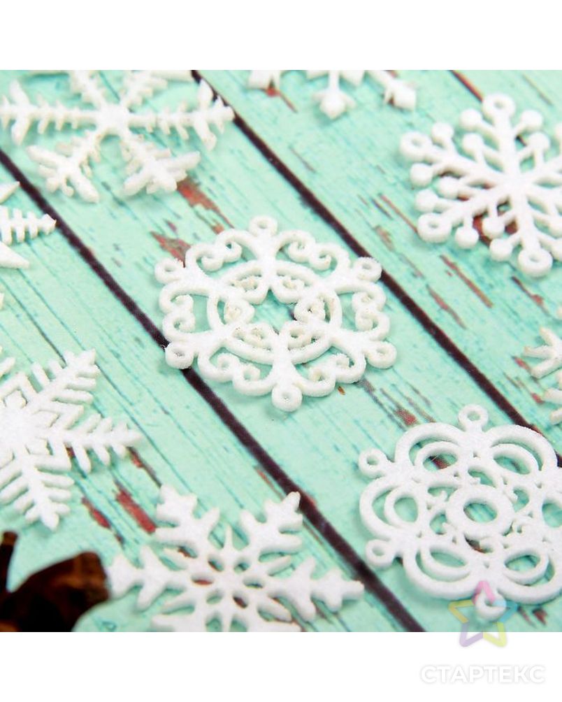 Набор для новогоднего декора "Снежинки", фетр, размер снежинки — 3,5 см, 36 шт. арт. СМЛ-35593-1-СМЛ0002277512 6
