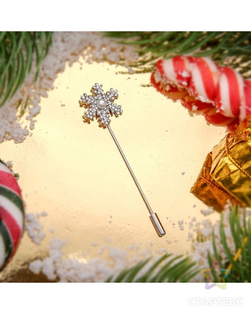 Булавка новогодняя "Снежинка с бусиной" рождественская, 7,4 см, цвет белый в серебре арт. СМЛ-41570-1-СМЛ0002505198 1