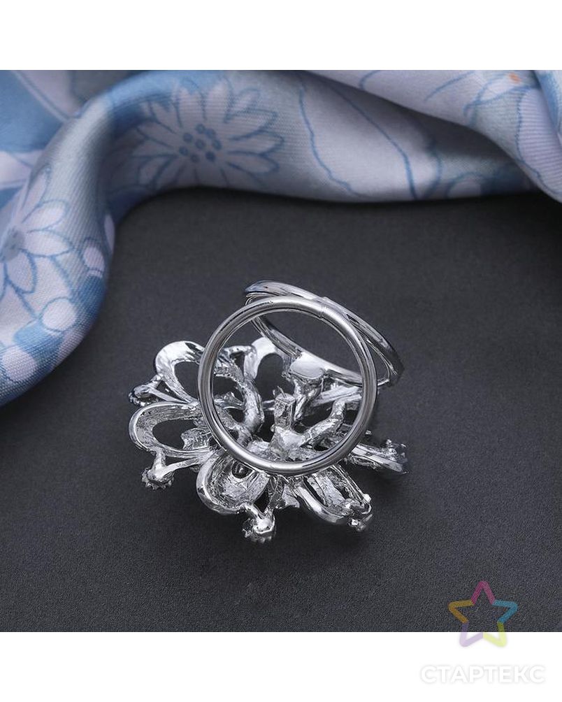Кольцо для платка "Цветок" объемный со стразами, цвет белый в серебре арт. СМЛ-204065-1-СМЛ0002522031