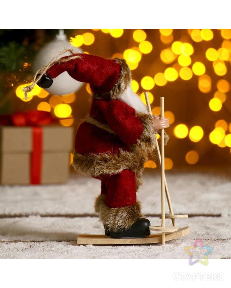 Дед Мороз "На лыжах" в бордовом костюме 17 см арт. СМЛ-57863-1-СМЛ0003555383 4