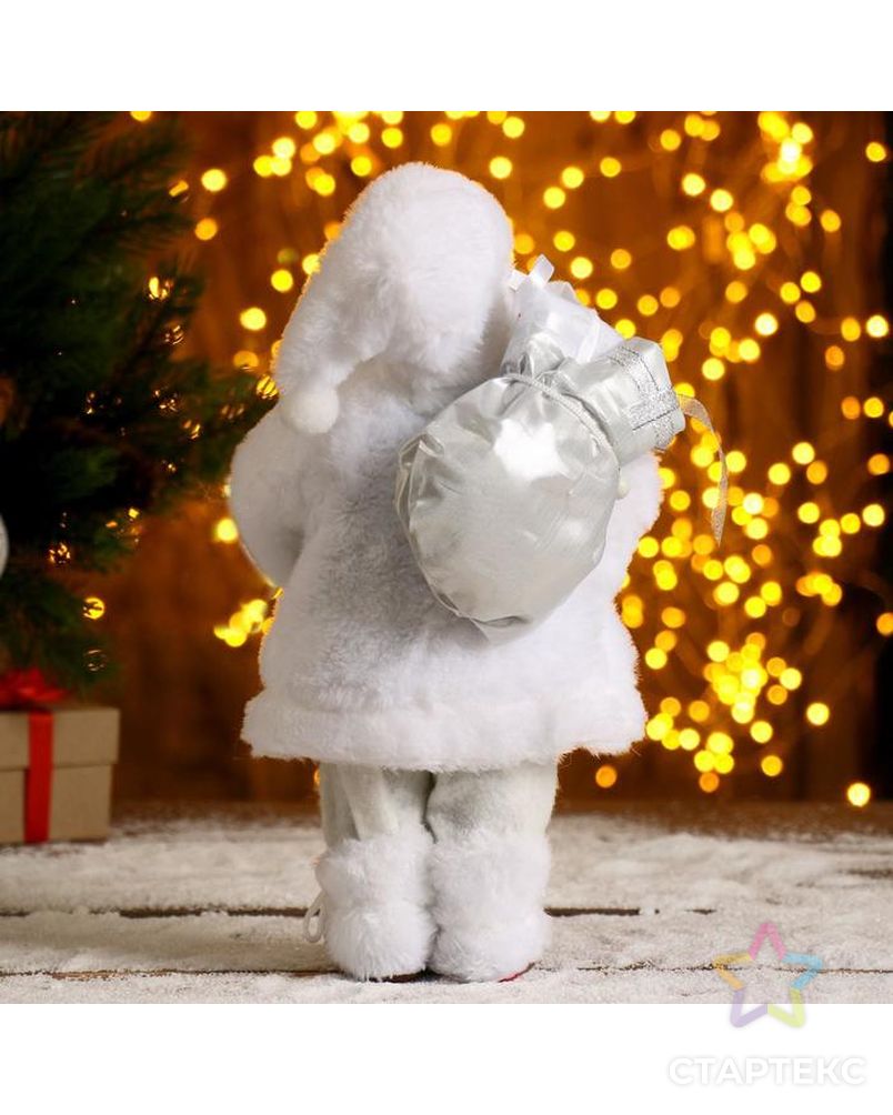 Дед Мороз в белой шубке с фонариком и подарками 30 см арт. СМЛ-57462-1-СМЛ0003555415 3