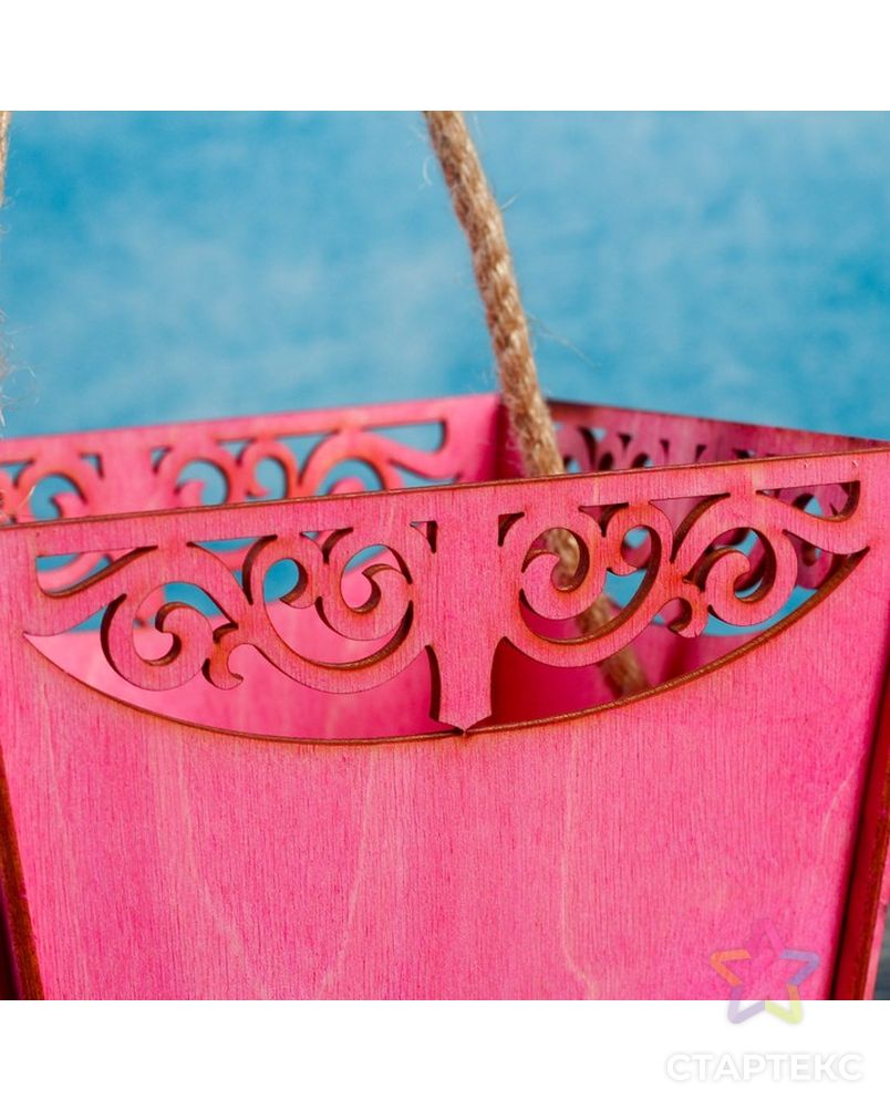 Кашпо деревянное 17.9×14.2×17.3 см "Корзина счастья", ручка верёвка, розовый арт. СМЛ-143607-1-СМЛ0003638541