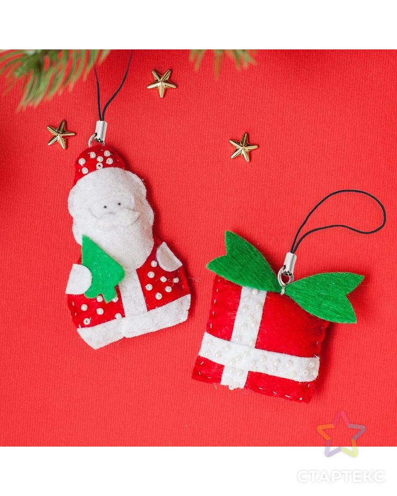 Новогодние игрушки, брелоки из фетра "Дед Мороз с подарками" арт. СМЛ-15753-1-СМЛ3914309 1
