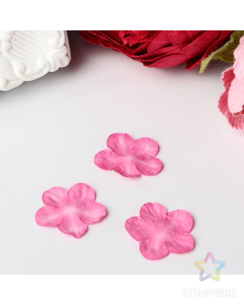 Заказать Набор бумажных лепестков "Ярко-розовый" 50 шт, d-23 мм арт. СМЛ-29803-1-СМЛ3998448 в Новосибирске