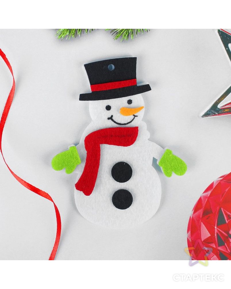 Набор для творчества-создай елочное украшение из фетра «Снеговичок в красном шарфике» арт. СМЛ-37629-1-СМЛ0004298784 1