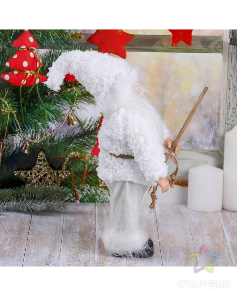 Дед Мороз в белой шубке с посохом 28 см арт. СМЛ-70650-1-СМЛ0004316756 4