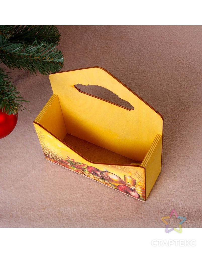 Кашпо деревянное "Конверт, Новогодний №3", деревянная ручка, жёлтое, 20,5×18×6 см арт. СМЛ-121144-1-СМЛ0004406458 2