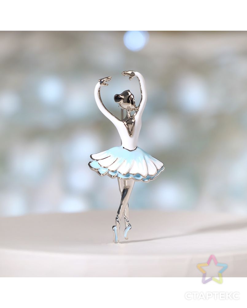 Брошь "Балерина", цвет бело-голубой в серебре арт. СМЛ-176409-1-СМЛ0004572260 1
