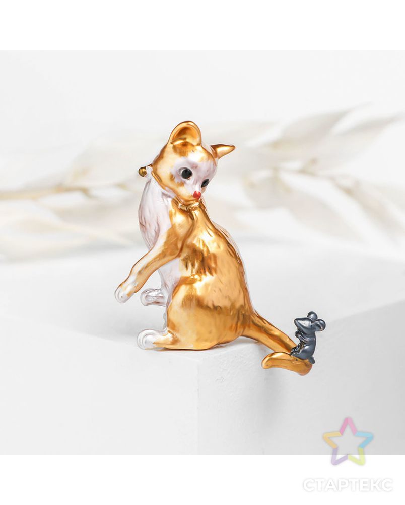 Брошь "Кот и мышь", цвет оранжево-серый в золоте арт. СМЛ-187870-1-СМЛ0004687431 1
