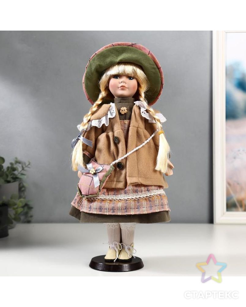 Кукла коллекционная керамика "Лена в зелёно-розовом платье и бежевом пальто" 40 см арт. СМЛ-137535-1-СМЛ0004822716