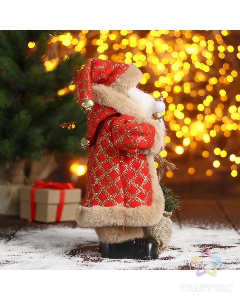 Дед Мороз "В красной шубке в клетку с подарками" 18х30 см арт. СМЛ-91239-1-СМЛ0005036040 4